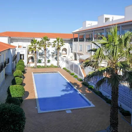 Ocean-View Apartment, 6 Guests Beach 2 Min, Surf 4 Min Amoreira (Leiria)